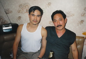 Лам Тхань Кхань и его ученик Хоа.